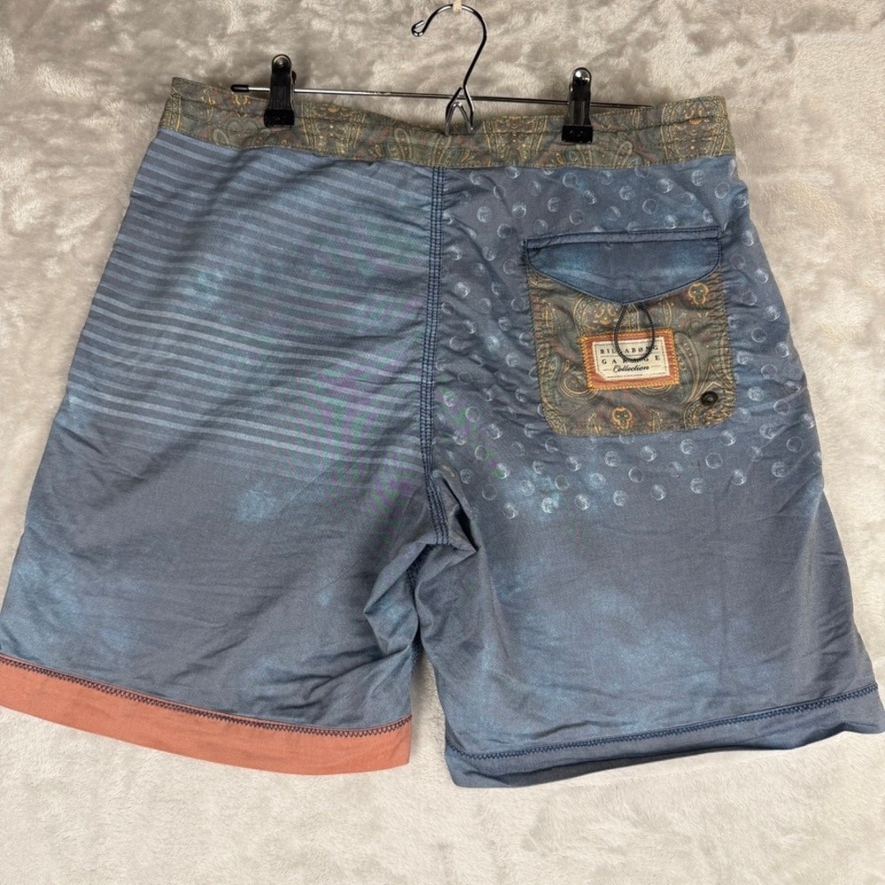 Billabong Board Shorts Men Size 33 Blue Paisley Pocket Swim Trunks